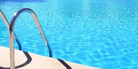 Materiales-de-construcción-y-decoración-para-piscinas-este-verano-con-Copesan