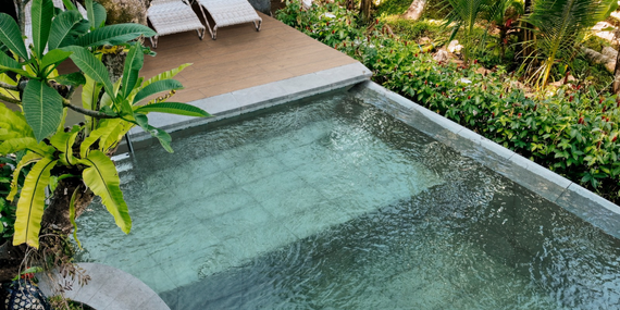 Gres porcelánico exterior para piscinas